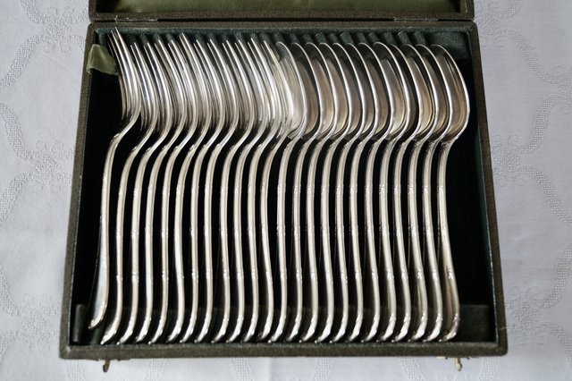 Vintage French Rubans Box Silver-Plated Dessert Cutlery from