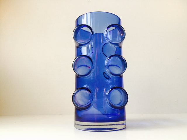 Far prøve radioaktivitet Modernist Pablo Blue Glass Vase by Erkkitapio Siiroinen for Riihimäen lasi,  1970s for sale at Pamono
