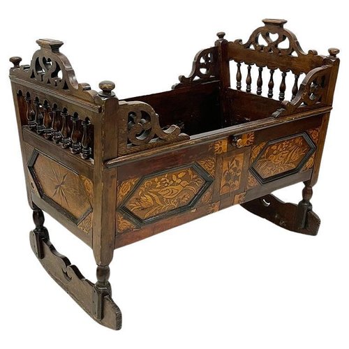 18th Century English Oak Childrens Cradle for sale at Pamono