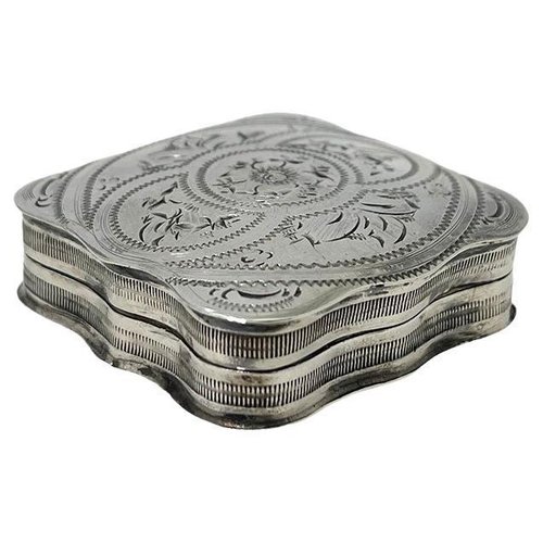 London Import Hallmark 1986 Pill Box