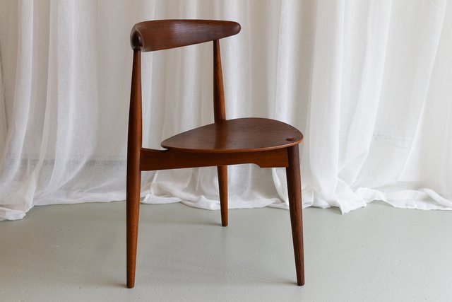 Danish 1930/40's Lounge chair in the manner of Fritz Hansen