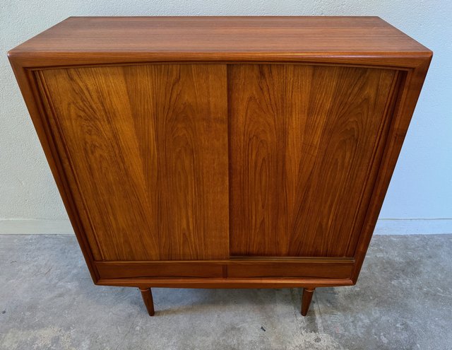 デンマーク ACO Møbler 1960s Axel Christensen Midcentury Danish 4-door sideboard in teak by Axel