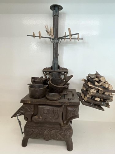 Model of an Old Wood Stove, 1950-60 for sale at Pamono