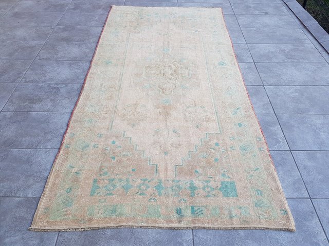 Beige Turqouise Pastel Aztec Wool Rug, 1960s for sale at Pamono