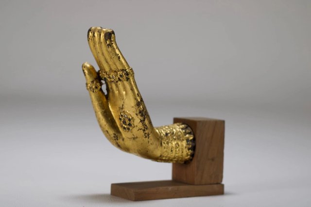 Hand of Buddha in Gilded Bronze, 1920s for sale at Pamono
