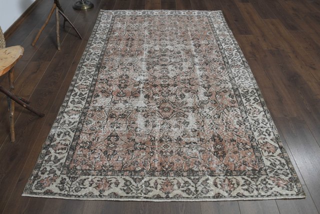 Turkish Faded Orange Wool Rug, 1960s for sale at Pamono