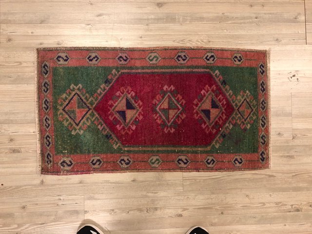 Small Turkish Handmade Rug, 1960s for sale at Pamono