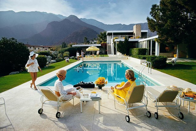 Slim Aarons, Catch Up by the Pool, 1970s, Estate Stamped