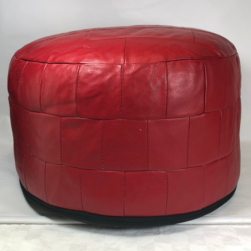 Red leather pouf discount