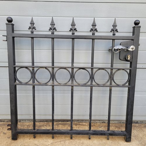 Iron garden gate discount