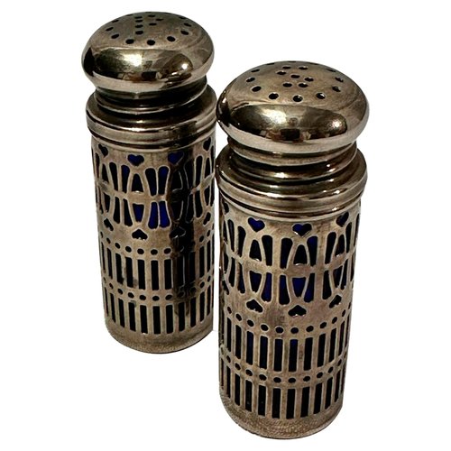 19th Century Victorian Silver Set of Salt and Pepper Shakers