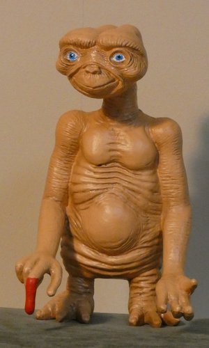 E.T. Three-Dimensional Statue in Resin and Enamel, 1990s for sale