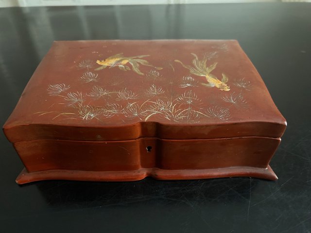 lacquer-box-by-nguyen-thanh-le