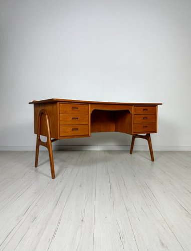 UKヴィンテージ ESAVIAN社製 UK 折り畳み机 ミッドセンチュリー Mid-Century Danish Curved Teak Writing Desk by Svend Aage Madsen