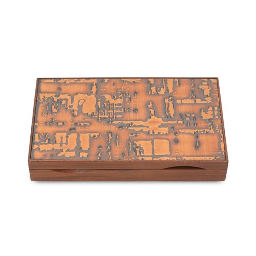 wooden-box-with-enameled-