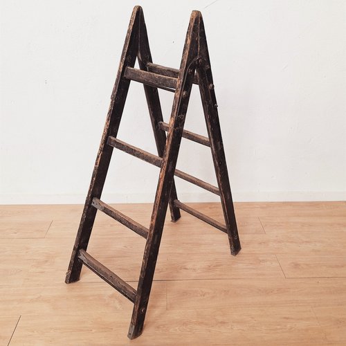 アンティーク雑貨 ladder Antique Decorative Wooden Ladder, 1910s for sale at Pamono