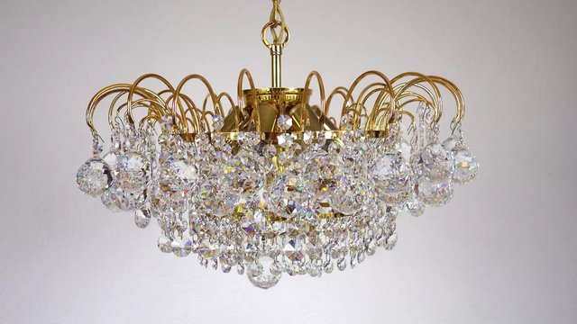 brass-lead-crystal-chandelier-