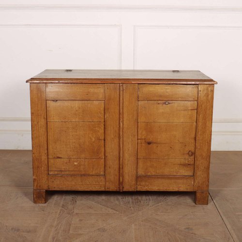 Boxed Logs Scandinavian Painted Log Box, 1890s for sale at Pamono