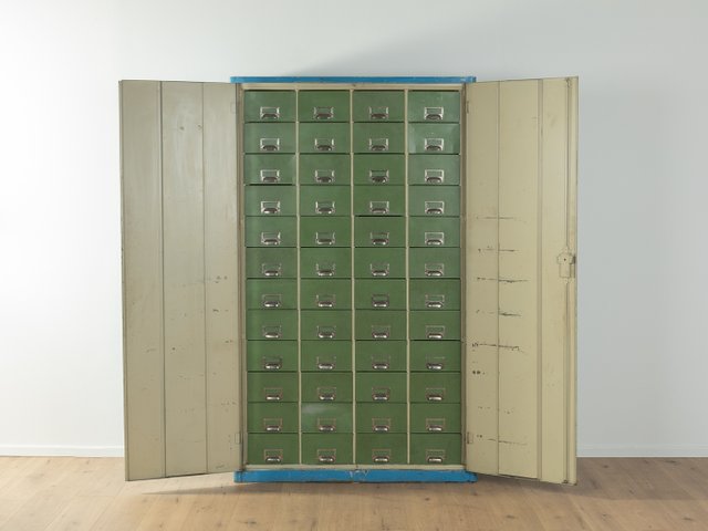 Vintage Steel Cabinet, 1950s for sale at Pamono
