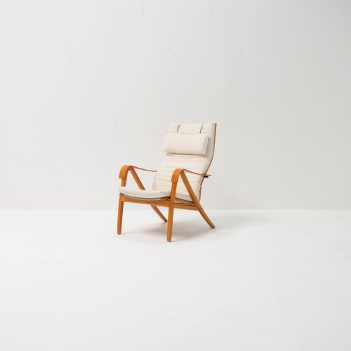 lounge-chair-by-simo-heikillae