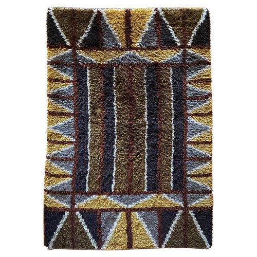 mid-century-modern-high-pile- 