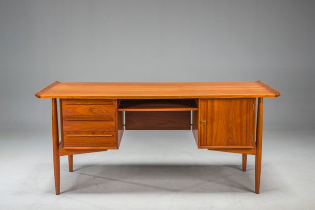 Arne vodder teak desk discount