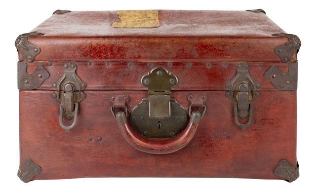 pressed-cardboard-trunk-