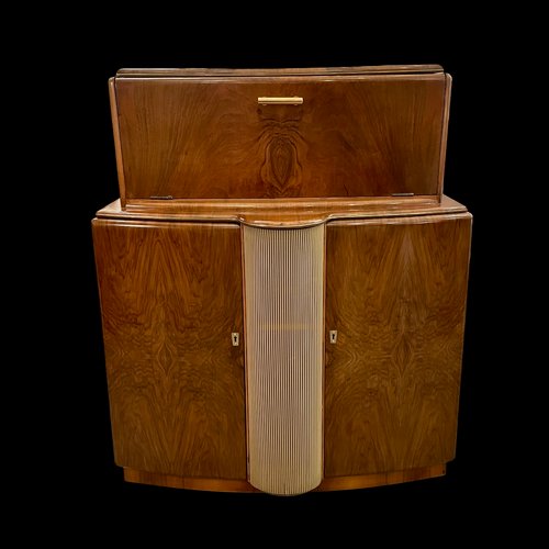 Art Deco Rivington Walnut Bar Cabinet, 1930s for sale at Pamono