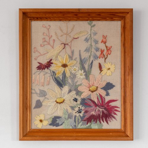 Mid-Century Swedish Floral Embroidery, 1960s for sale at Pamono