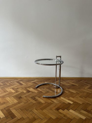【HKJ】E1027 SideTable ミッドセンチュリー E1027 Adjustable Side Table - Chrome Frame/ Clear Glass – MoMA