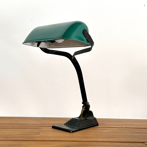 desk-lamp-with-staircase-base-