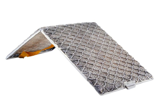 Silver Filigree Cigarette Case with Wavy Reliefs and Hinged Lid for sale at  Pamono