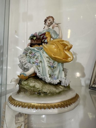 Porcelain Lady with Birds by Giuseppe Cappè for Capodimonte, 1970s