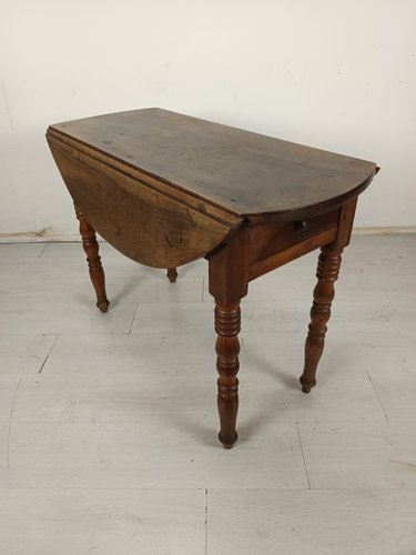 Antique Folding tableアンティークテーブル Antique Folding Table in Walnut for sale at Pamono