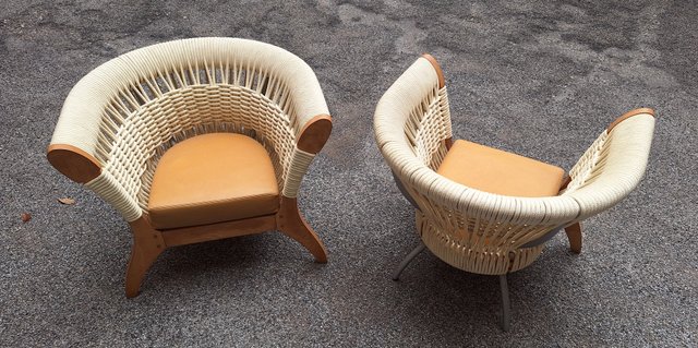 armchair-in-light-wood-and-