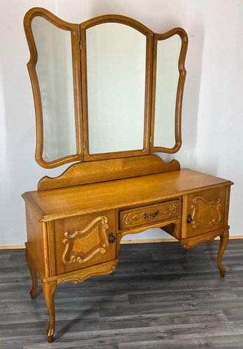 Vintage French Dressing Table with Mirror in Oak for sale at Pamono Vintage French Dressing Table with Mirror in Oak for sale at Pamono