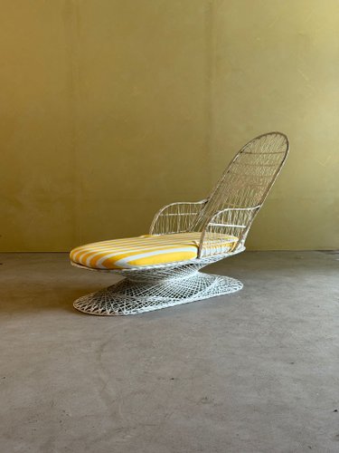 Mid-Century Modern Spun Fiberglass Lounge Chair by Russell Woodard
