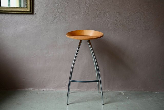 lyra-bar-stool-by-sigurdur-