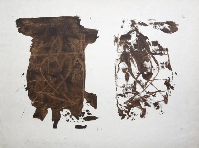 antoni-tapies-reflecting-on-