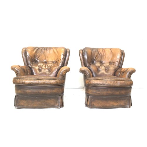 Vintage Chesterfield Chairs in Leather, 1970s, Set of 2 for sale at Pamono