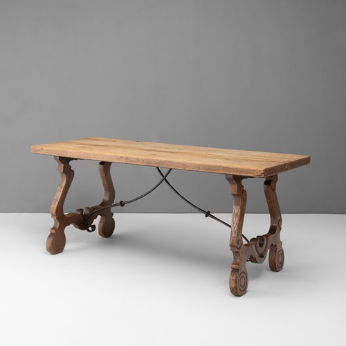 vintage-spanish-style-dining-