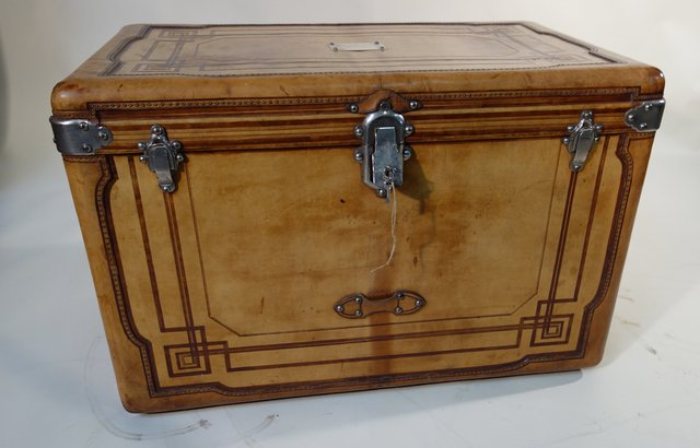 Malle courrier cuir avec clef - marquise De Preaulx serrure Goyard