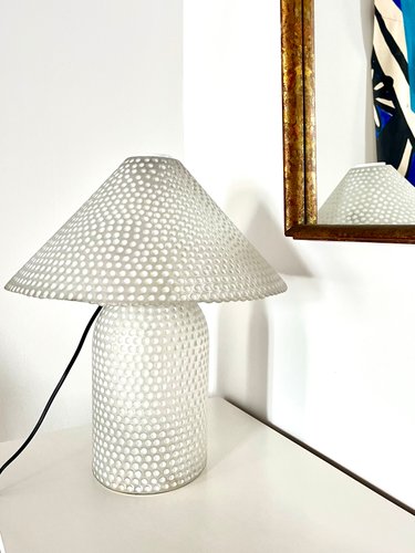 Mid-Century White Textured Glass Table Lamp from Peill display picture 1