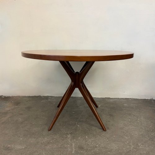 Round Walnut Table, 1950s for sale at Pamono