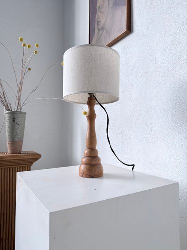 Light Oak Wood Desk Lamp, 1950s for sale at Pamono