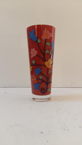 hwc-vase-by-defne-koz-for-