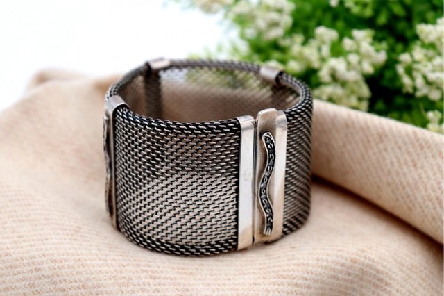 Vintage Silver Bracelet with Mesh Design for sale at Pamono