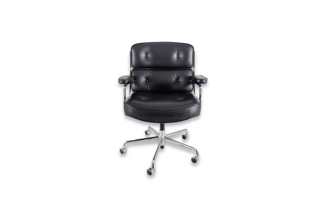 ES 104 Desk Chair by Charles Eames for Vitra for sale at Pamono