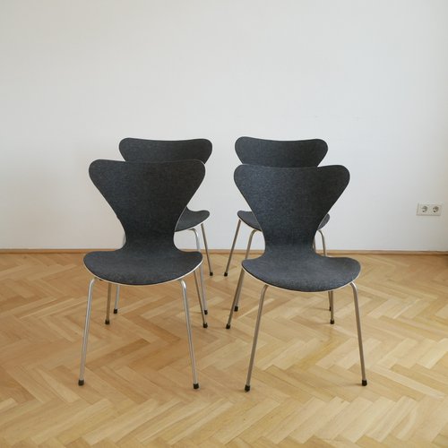 Series 7 Chairs by Arne Jacobsen for Fritz Hansen, 1960s, Set of 4