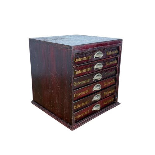 ドイツアンティークGutermann ドロワー　キャビネット　レア Antique Gütermann Thread Cabinet in Wood, 1890s for sale at Pamono